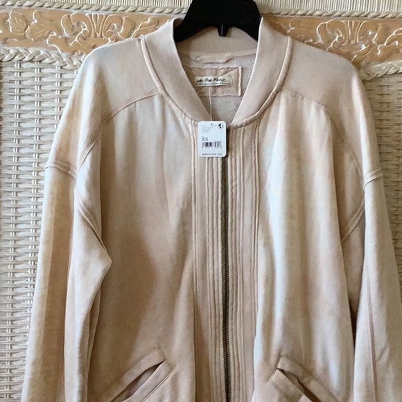 NWT Nomadic Desert Bomber Jacket by We the Free 🌼💛🌼 - Picture 4 of 12